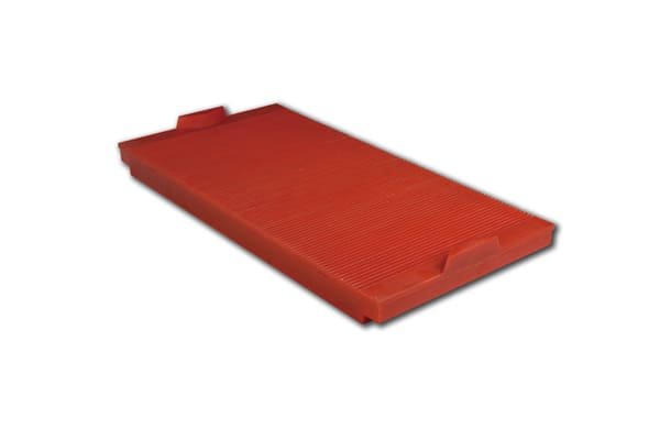 Polyurethane continuous slotted screen plate
